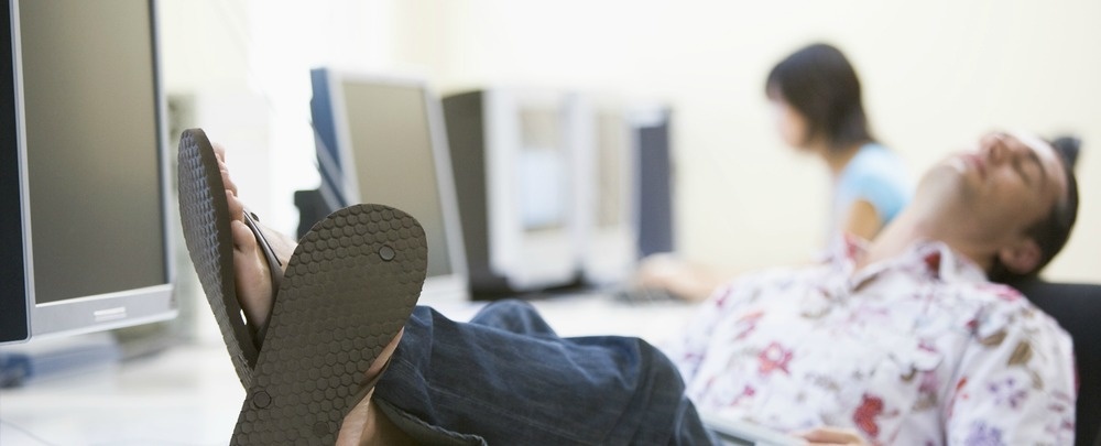 Unpacking the Problem of Unmotivated Online Students