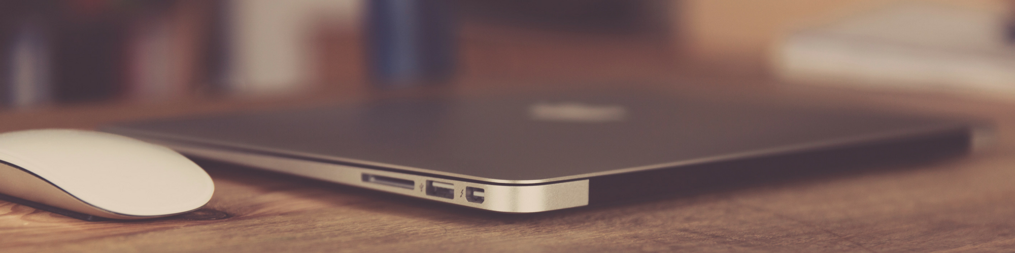 untitled-design-2 laptop and mouse